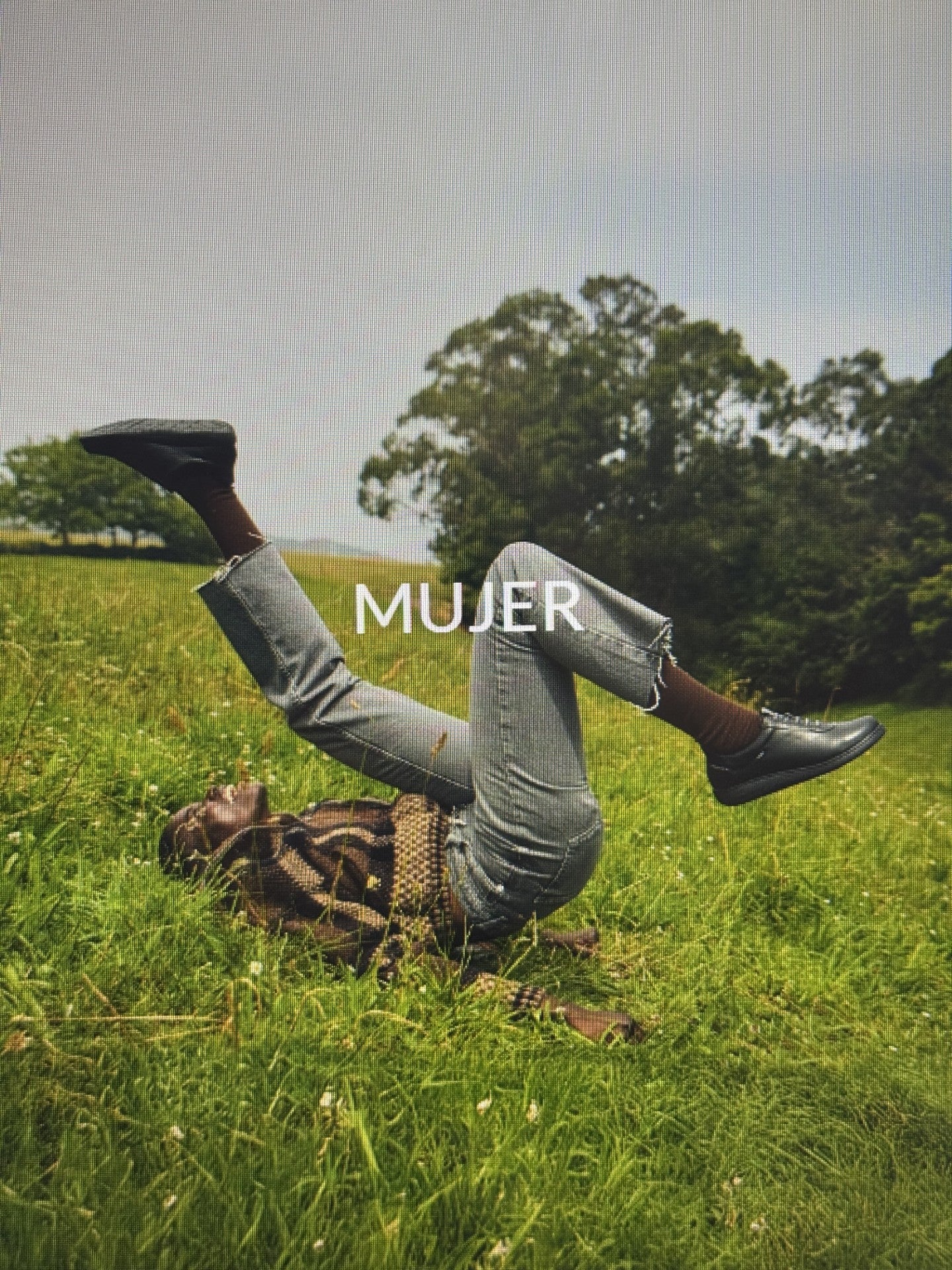 MUJER